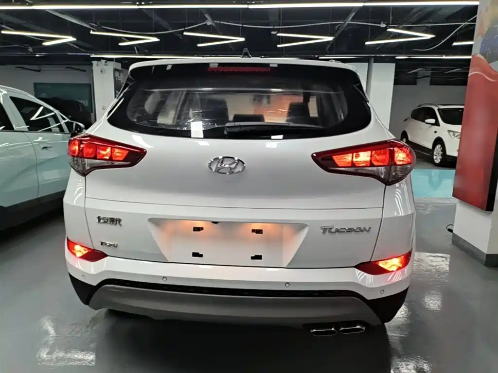 Hyundai Tucson — фото 6