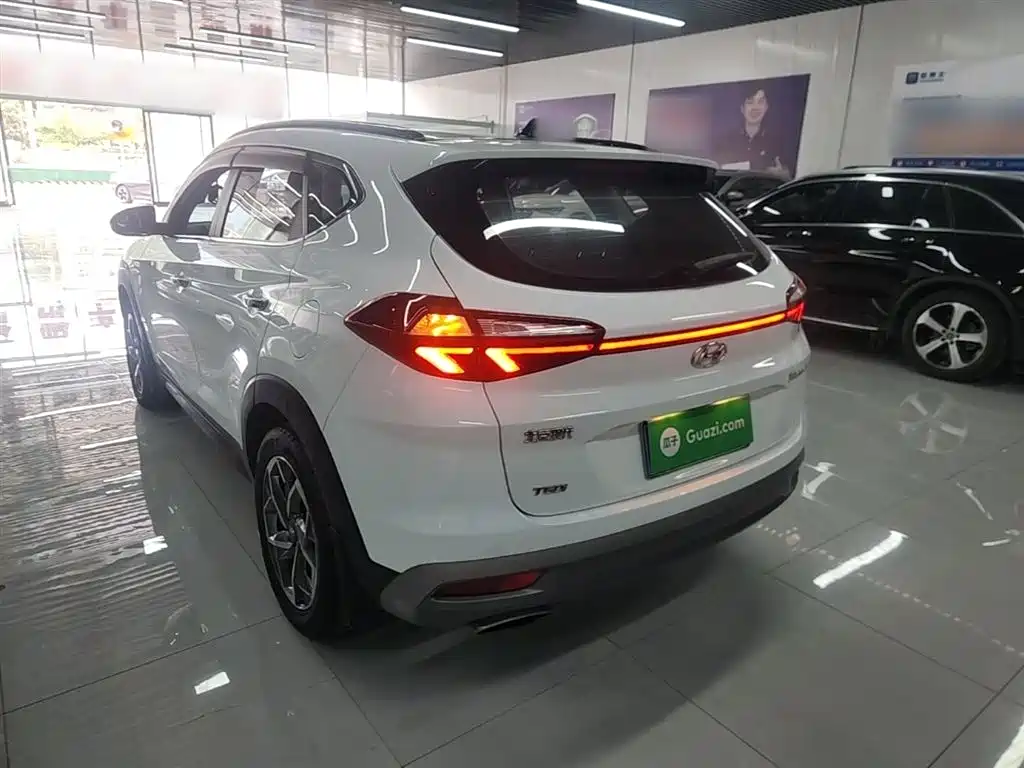 Hyundai Tucson — фото 5