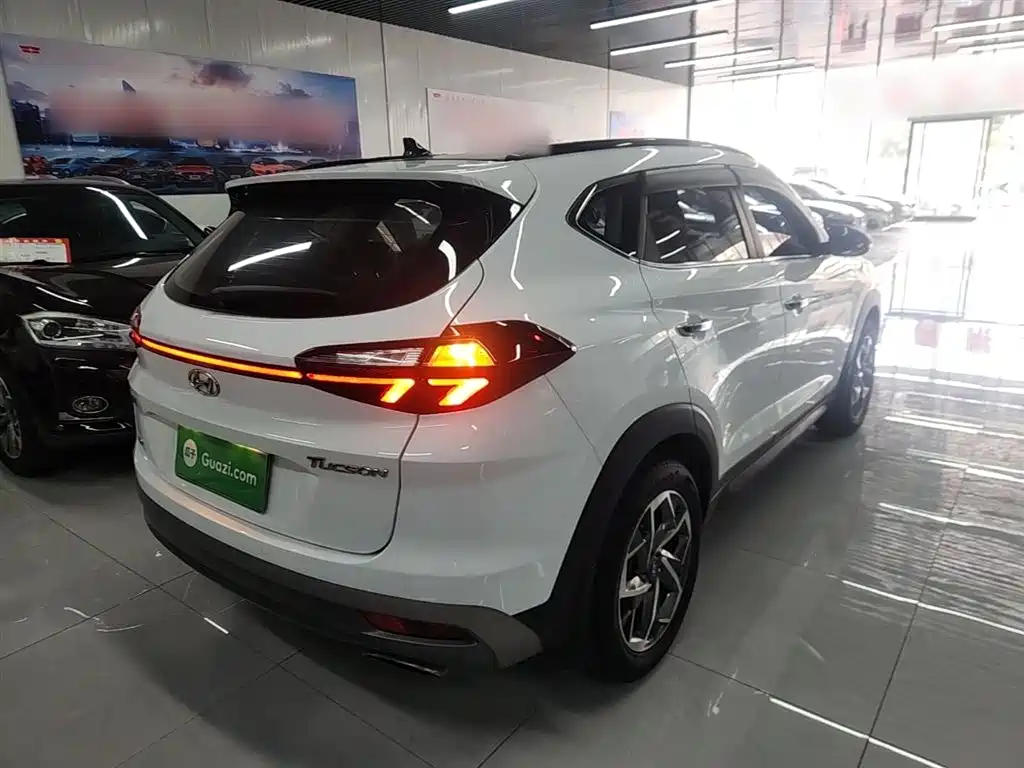 Hyundai Tucson — фото 7
