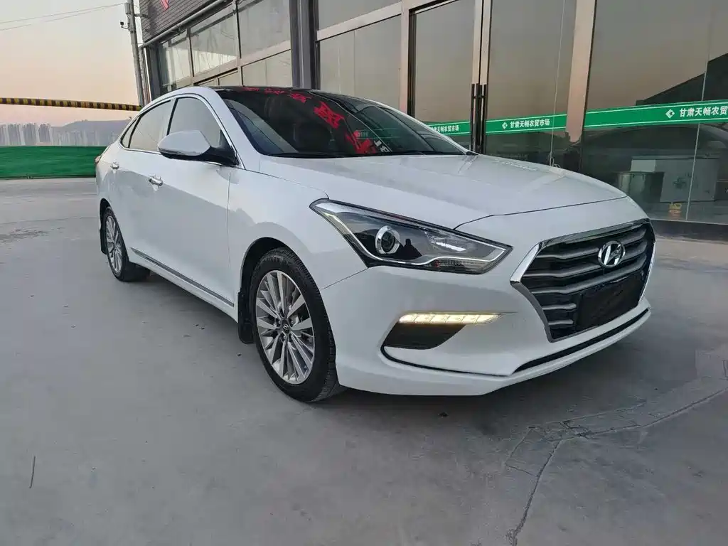 Hyundai Mistra — фото 3