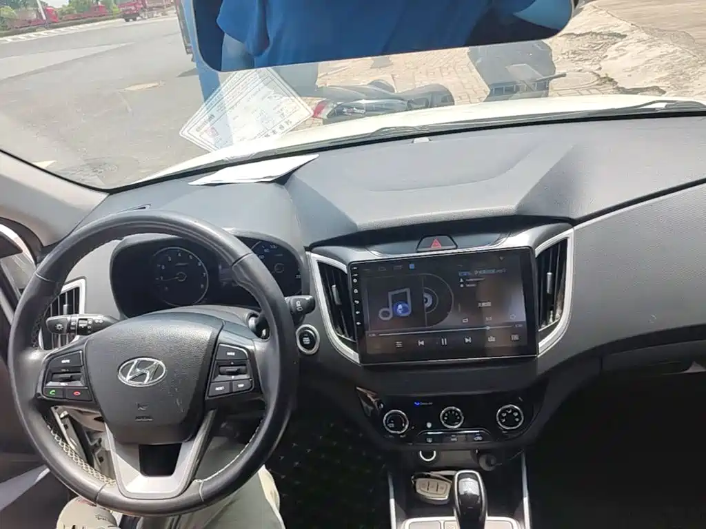 Hyundai ix25 — фото 10