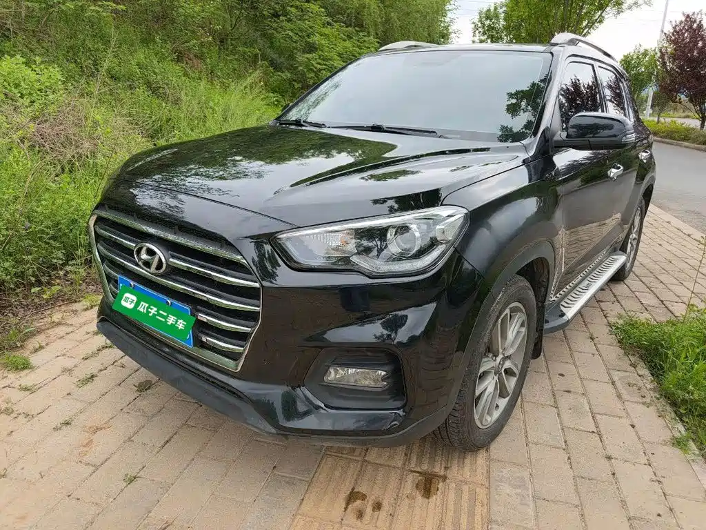Hyundai ix35 — фото 2