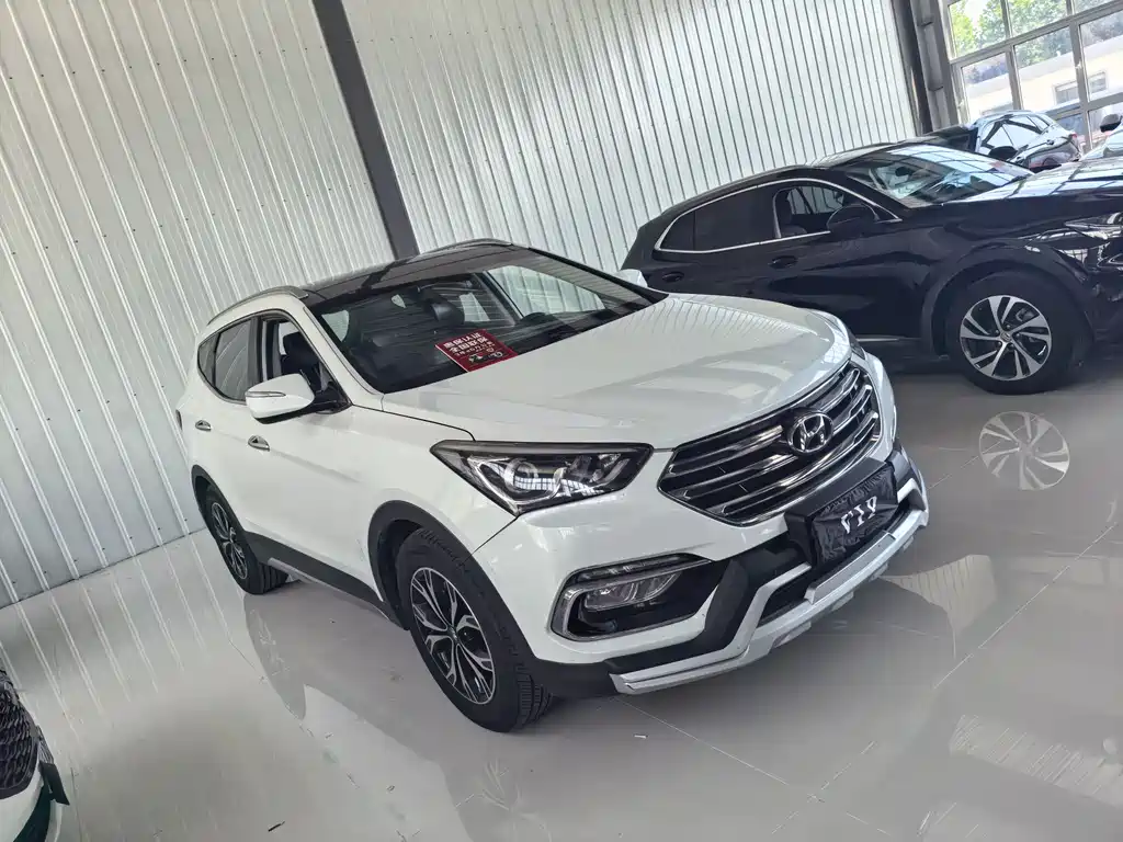 Hyundai Santa Fe — фото 3