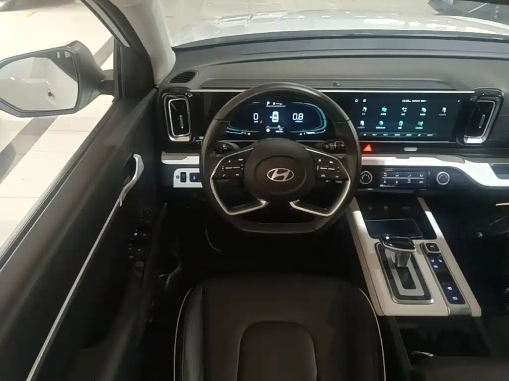 Hyundai ix35 — фото 11