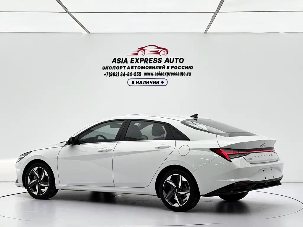 Hyundai Elantra — фото 6