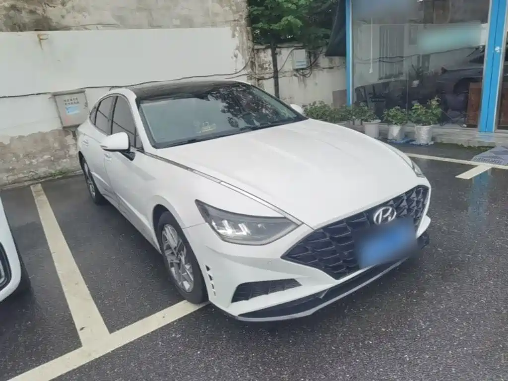 Hyundai Sonata — фото 4