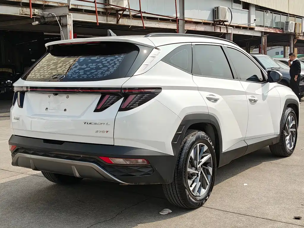 Hyundai Tucson — фото 19