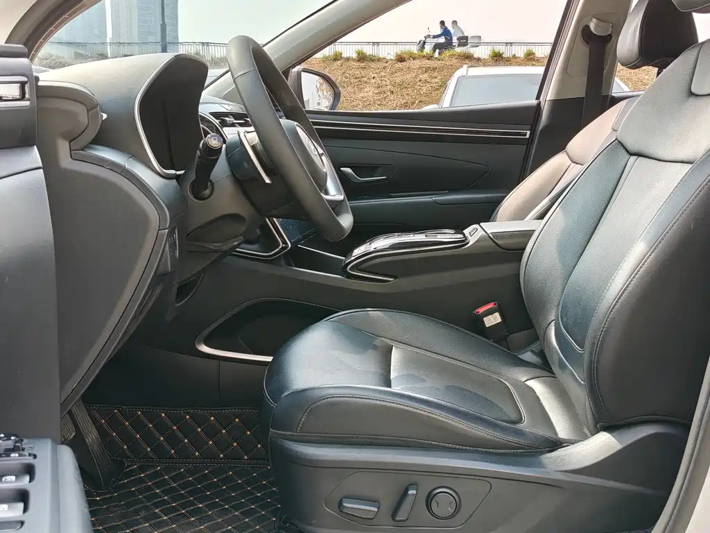 Hyundai Tucson — фото 6