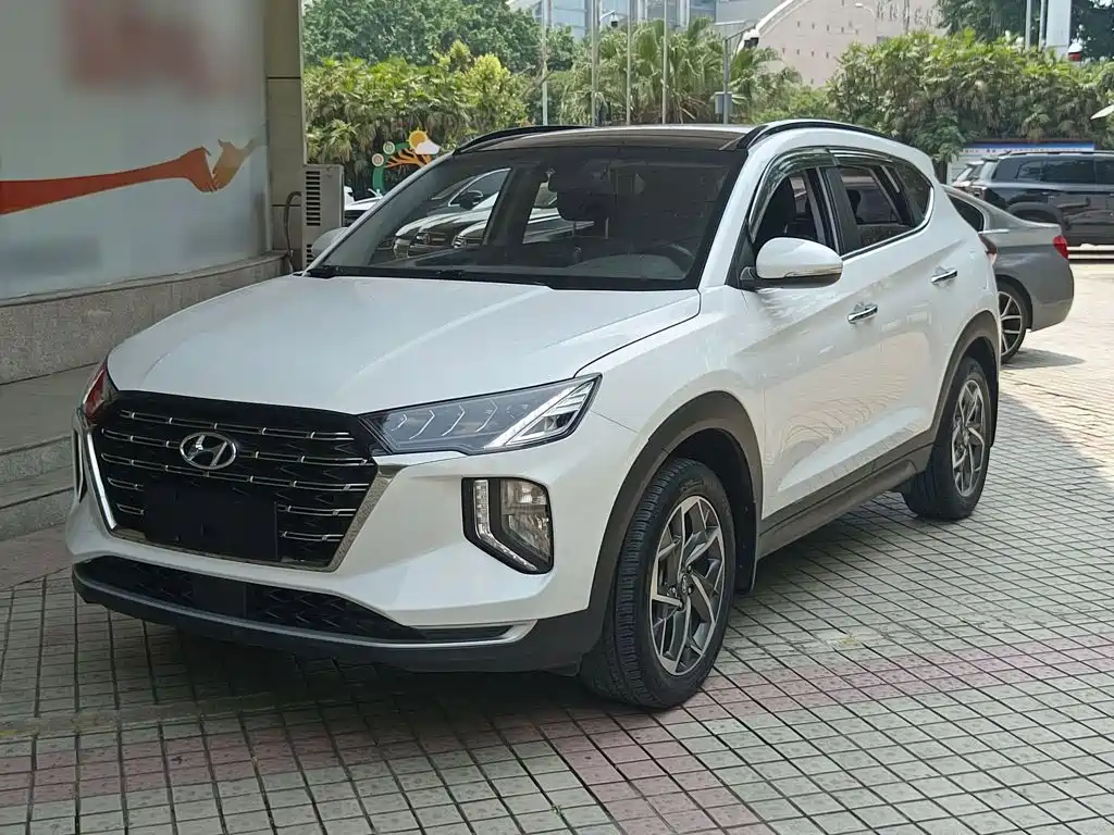 Hyundai Tucson — фото 2