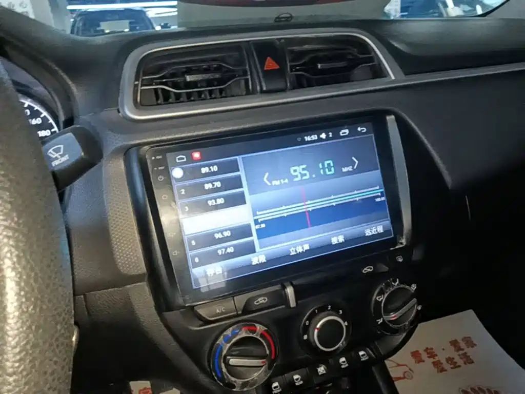 Hyundai Verna — фото 13
