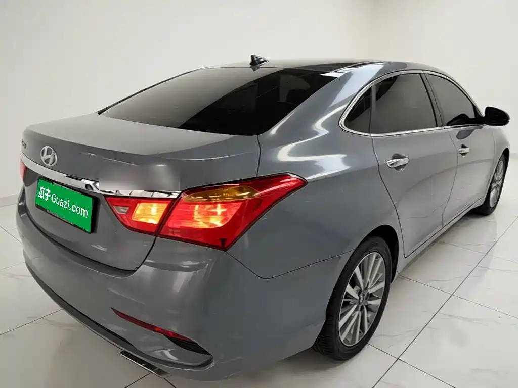 Hyundai Mistra — фото 7