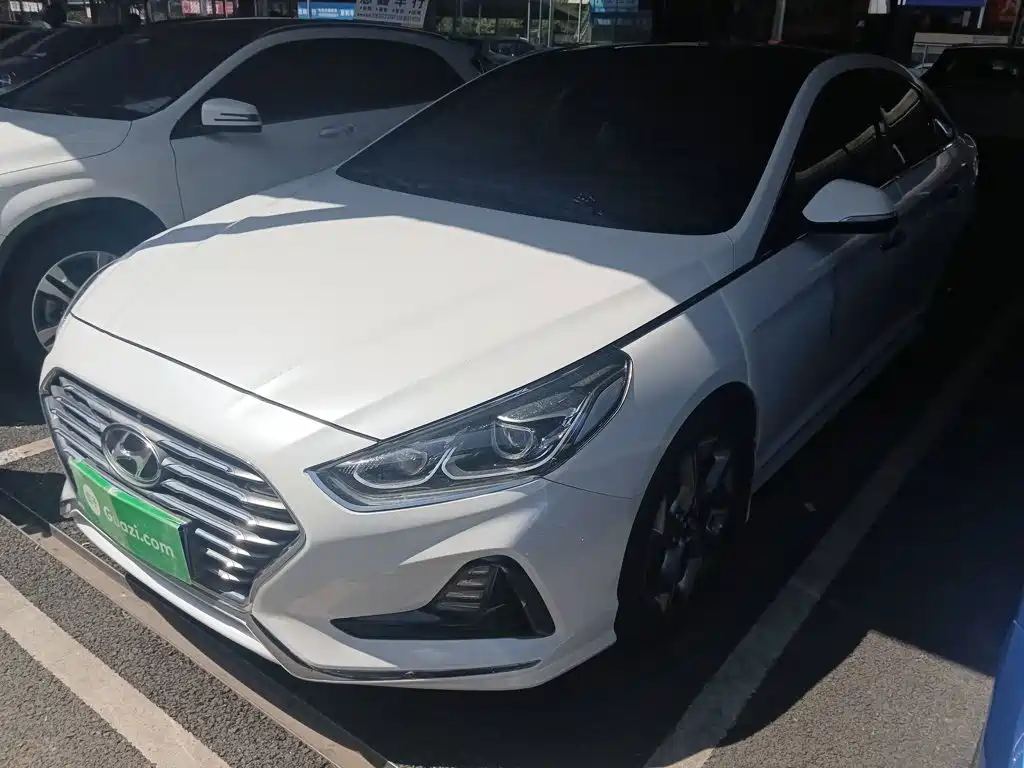Hyundai Sonata — фото 2