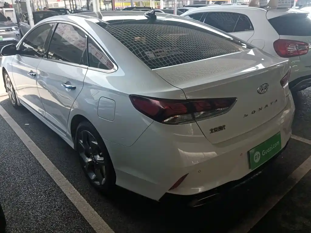 Hyundai Sonata — фото 23