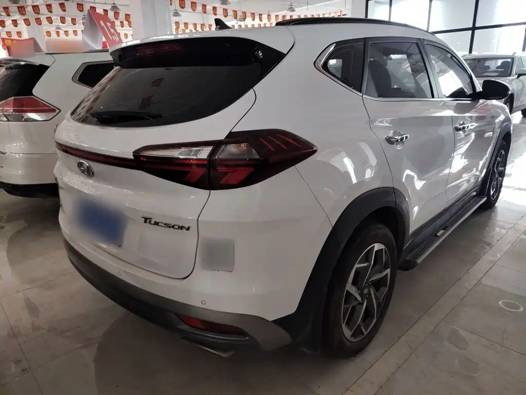 Hyundai Tucson — фото 7