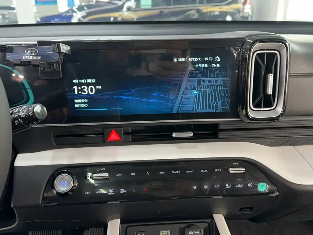 Hyundai ix35 — фото 10