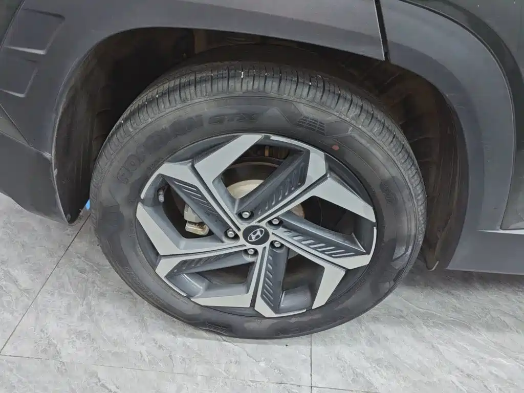 Hyundai Tucson — фото 24