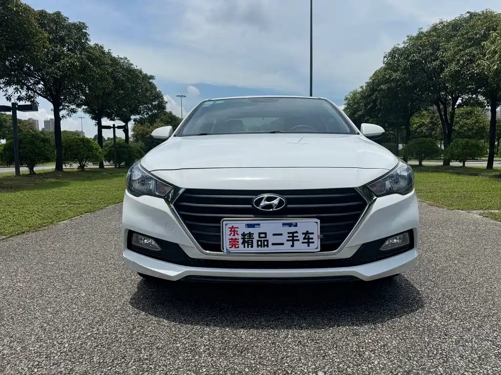 Hyundai Verna — фото 2