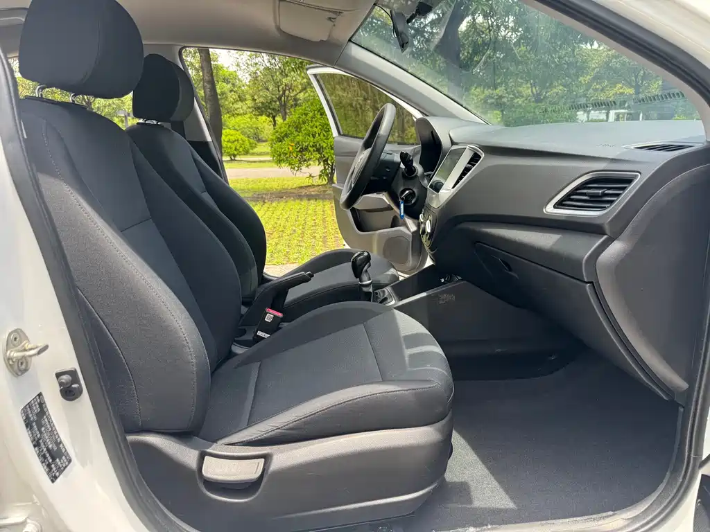 Hyundai Verna — фото 11