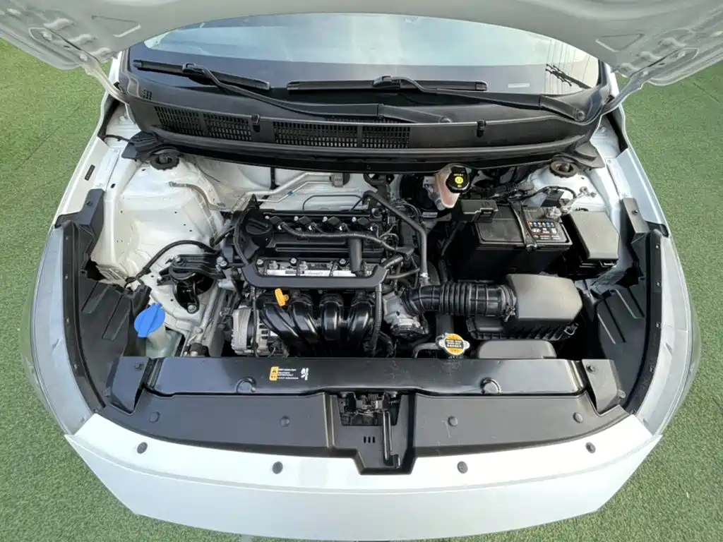 Hyundai Verna — фото 11