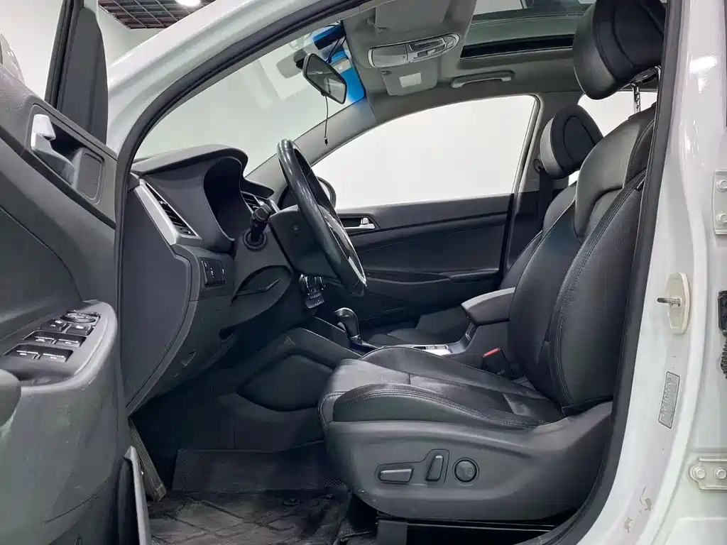 Hyundai Tucson — фото 4