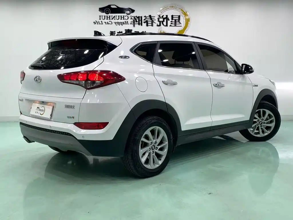 Hyundai Tucson — фото 9