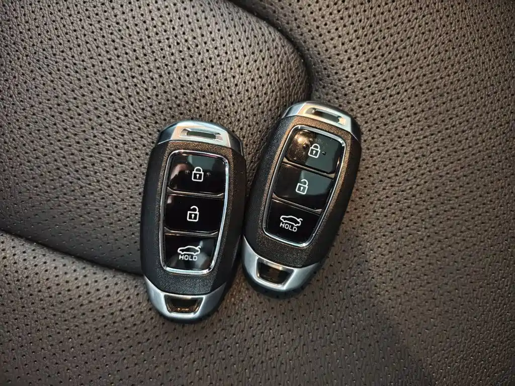 Hyundai Elantra — фото 9