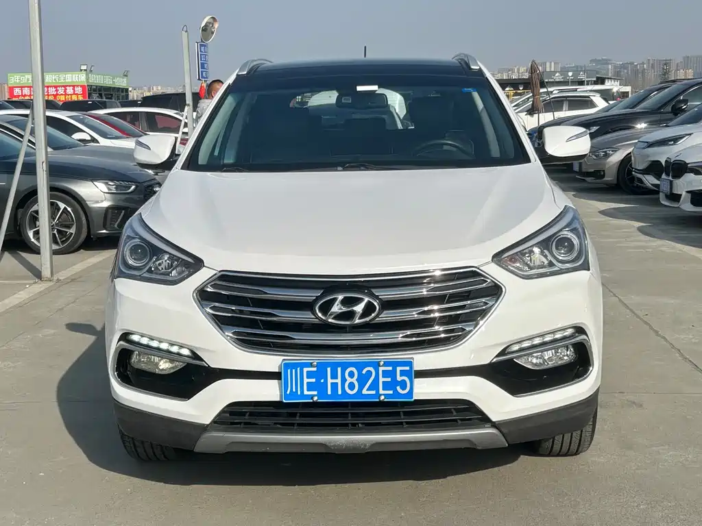 Hyundai Santa Fe — фото 2