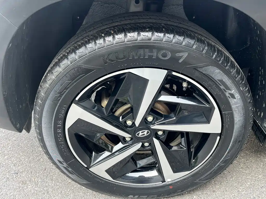 Hyundai ix35 — фото 11