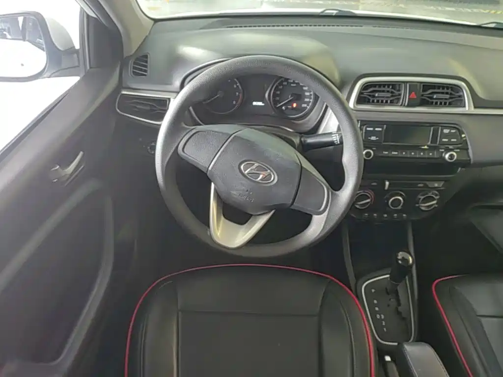 Hyundai Verna — фото 11