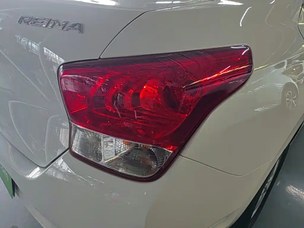 Hyundai Verna — фото 8
