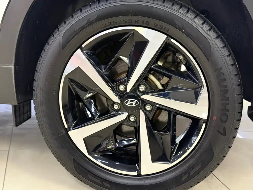 Hyundai ix35 — фото 22