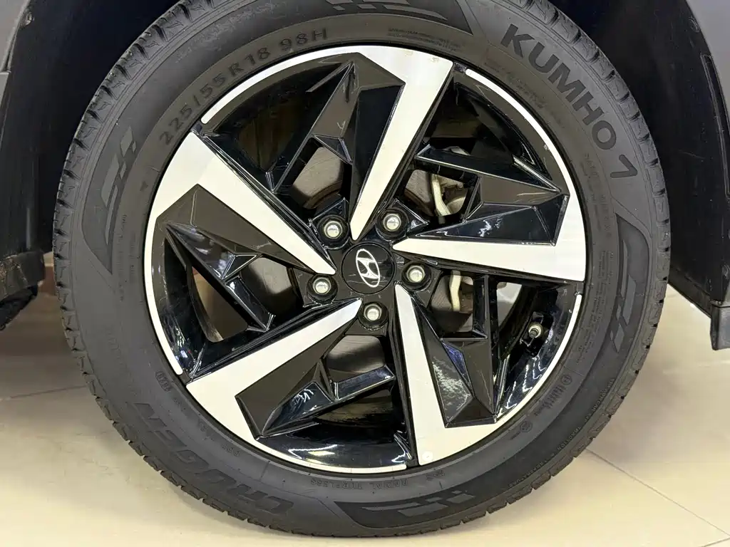 Hyundai ix35 — фото 24