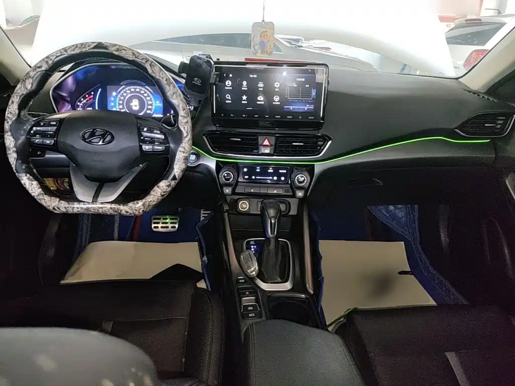Hyundai Fista — фото 10