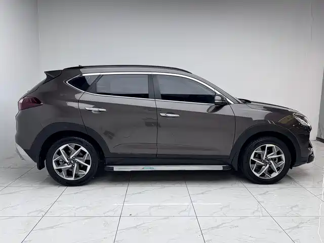 Hyundai Tucson — фото 14