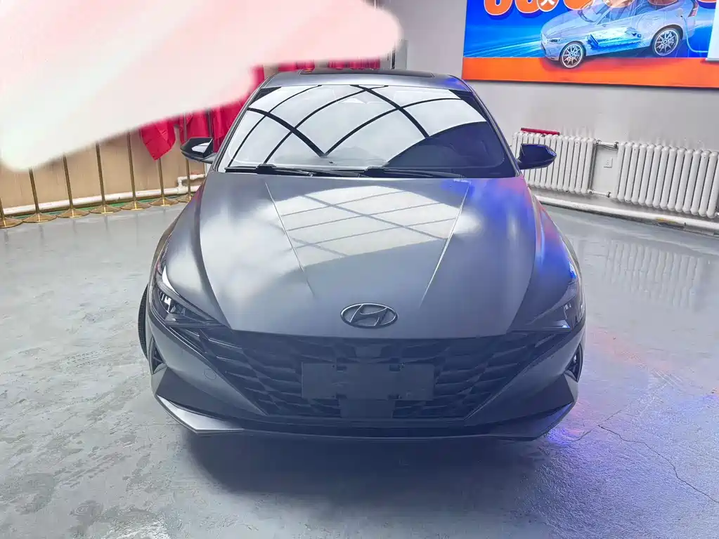 Hyundai Elantra — фото 2