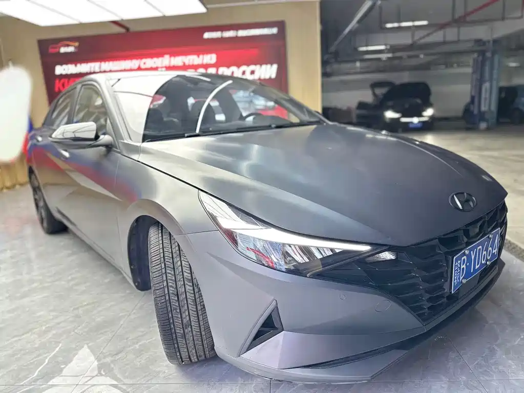 Hyundai Elantra — фото 3