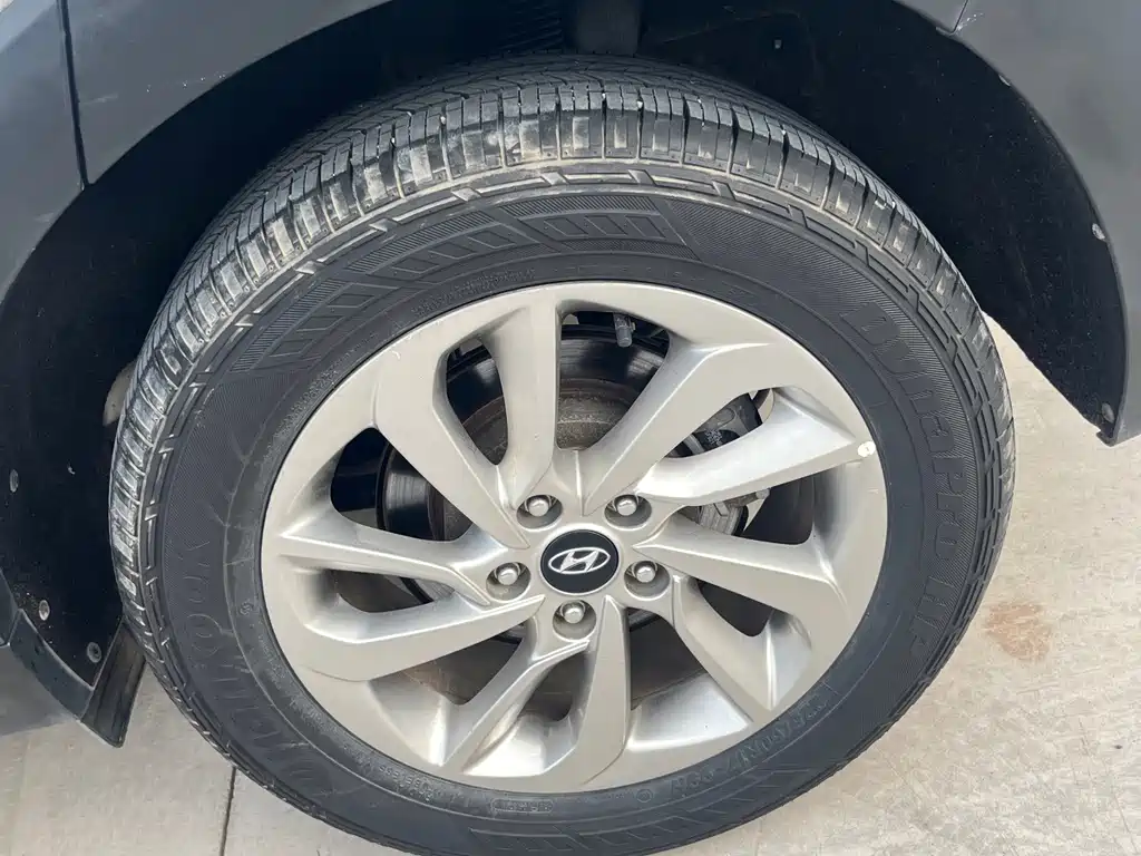 Hyundai Tucson — фото 10