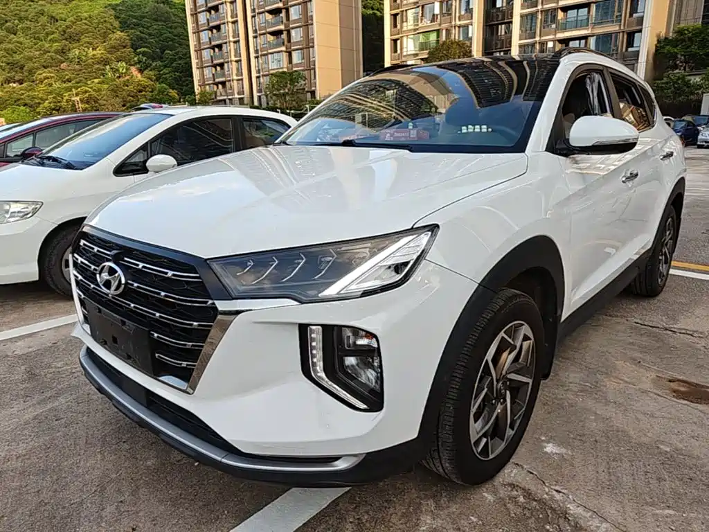 Hyundai Tucson — фото 2