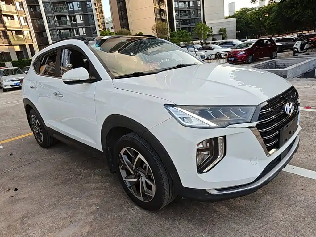 Hyundai Tucson — фото 4