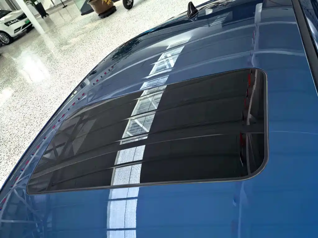 Hyundai Elantra — фото 13