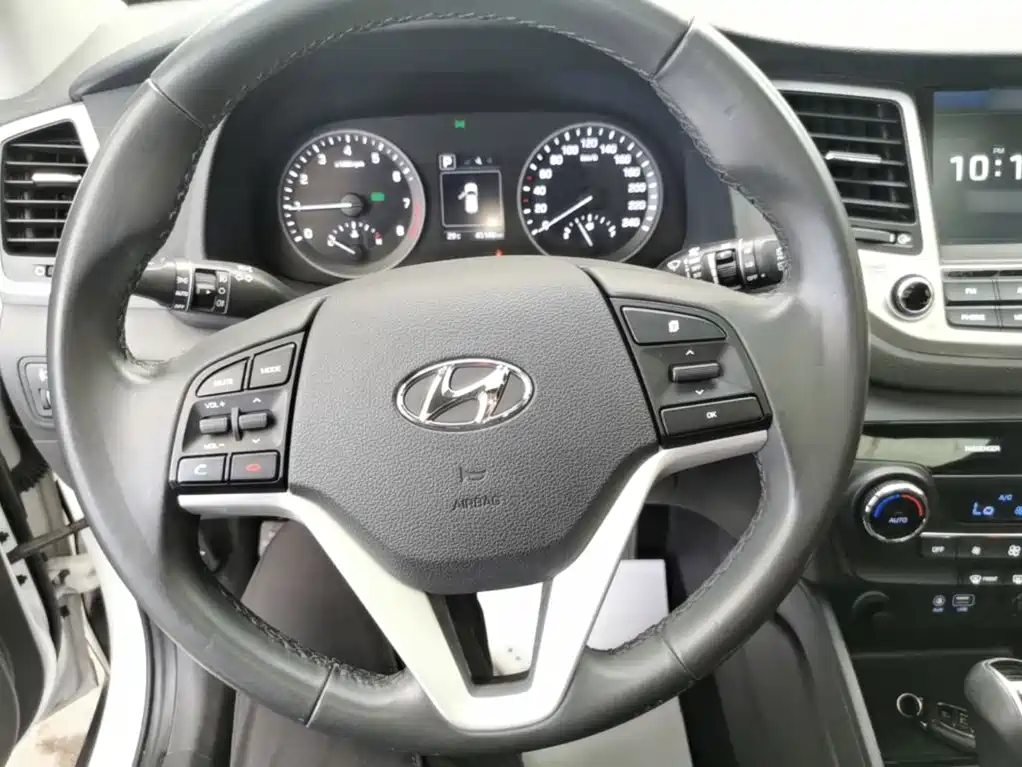 Hyundai Tucson — фото 11