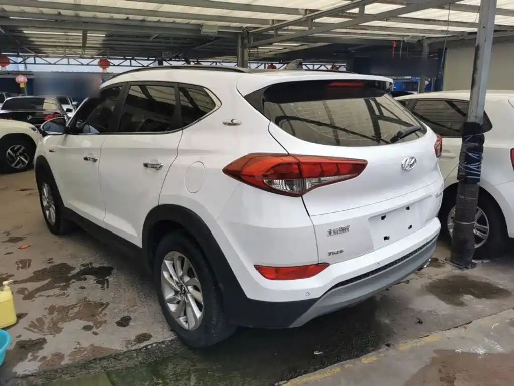 Hyundai Tucson — фото 5