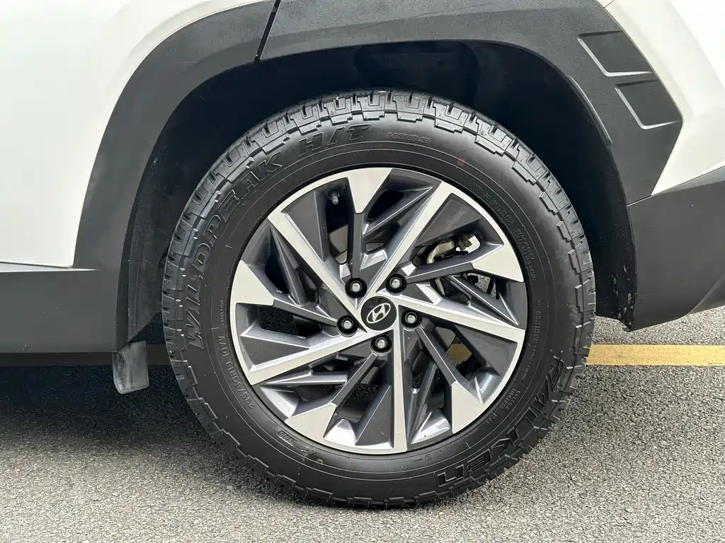 Hyundai Tucson — фото 14