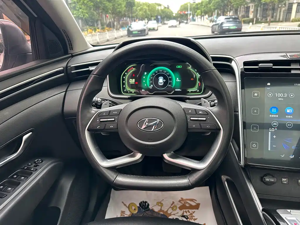 Hyundai Tucson — фото 20