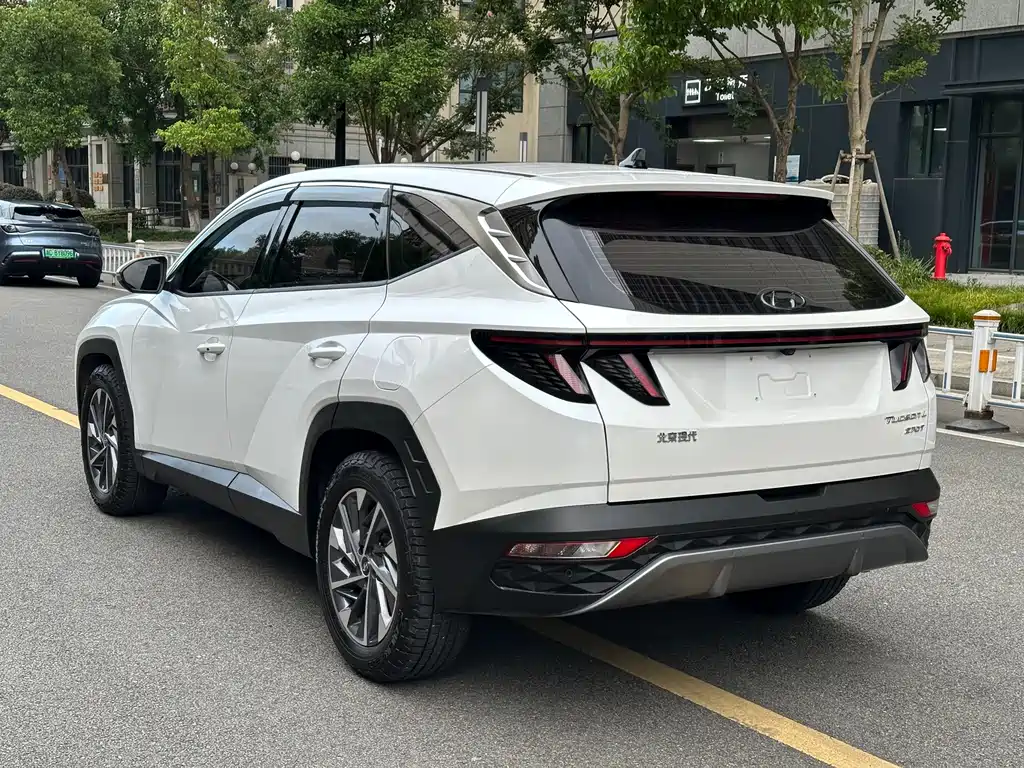 Hyundai Tucson — фото 7