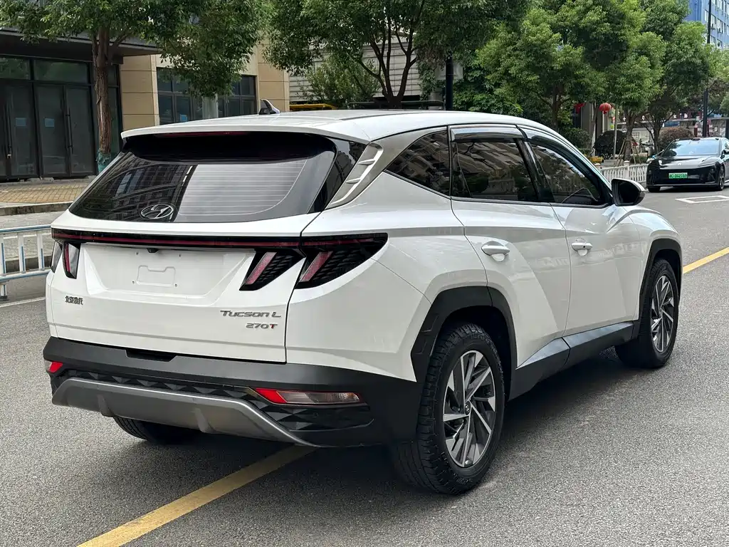 Hyundai Tucson — фото 9
