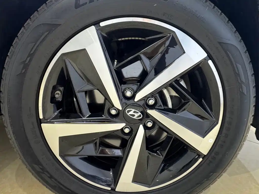 Hyundai ix35 — фото 26
