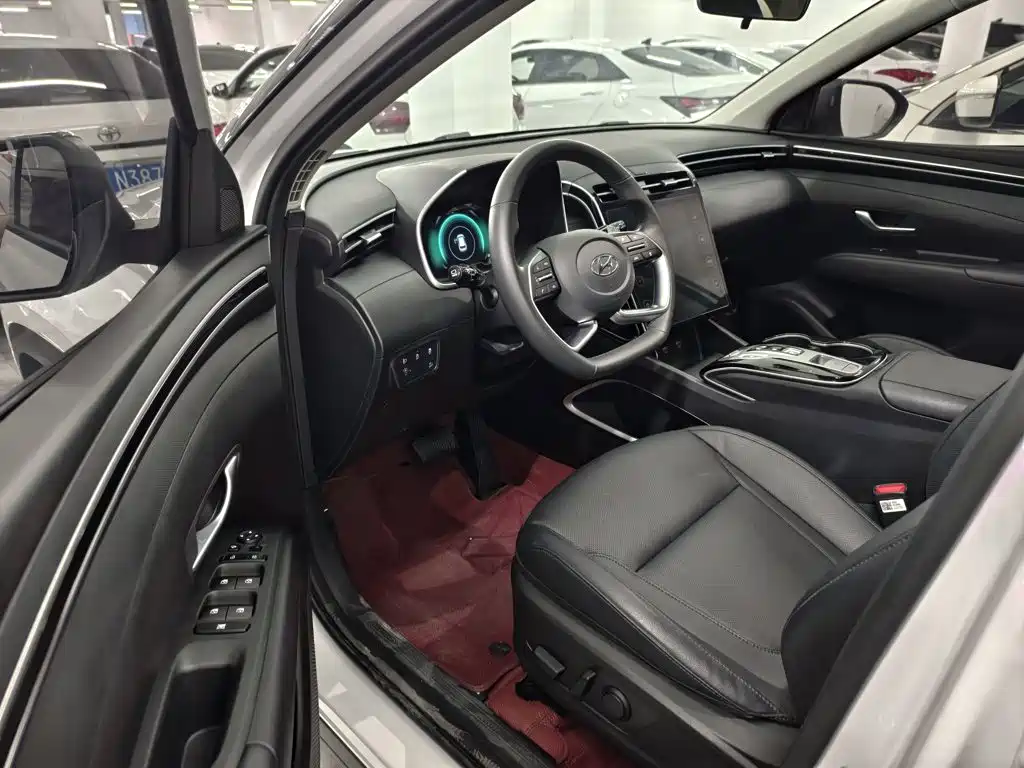 Hyundai Tucson — фото 9