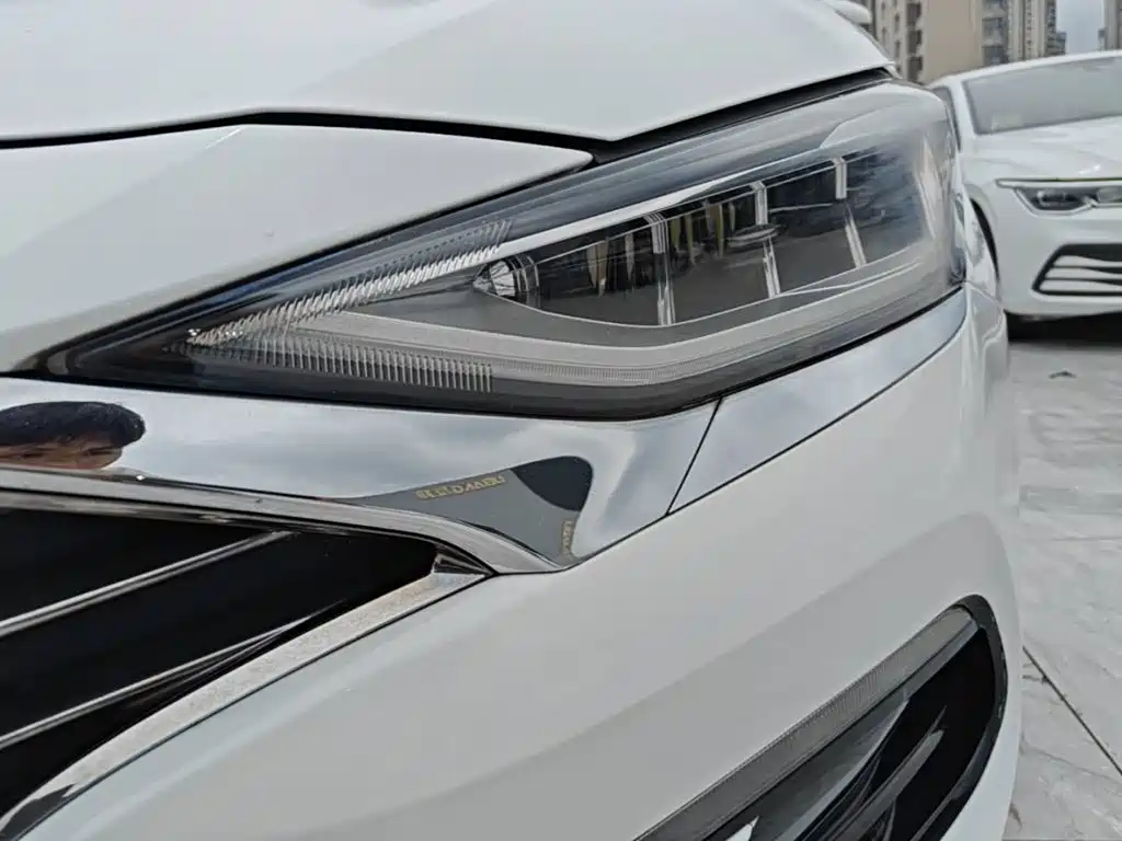 Hyundai Fista — фото 18