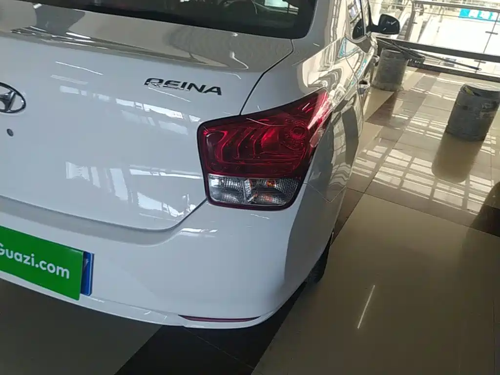 Hyundai Verna — фото 8